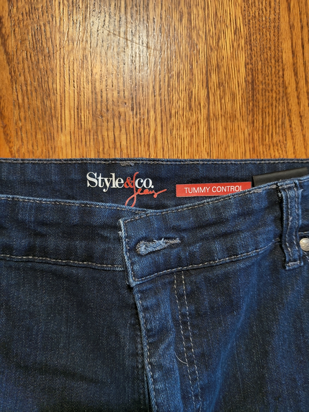 Style & Co. Dark Blue Cropped Roll-Cuff Jeans capris size 16 tummy control - Picture 3 of 3